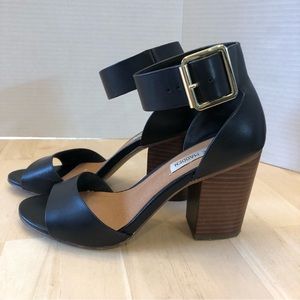 Steve Madden "Bellle" Heeled Sandal/Size 6.5